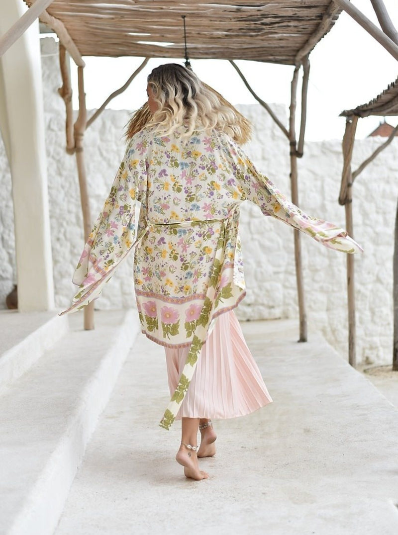 Nessa Sweetheart Kimono