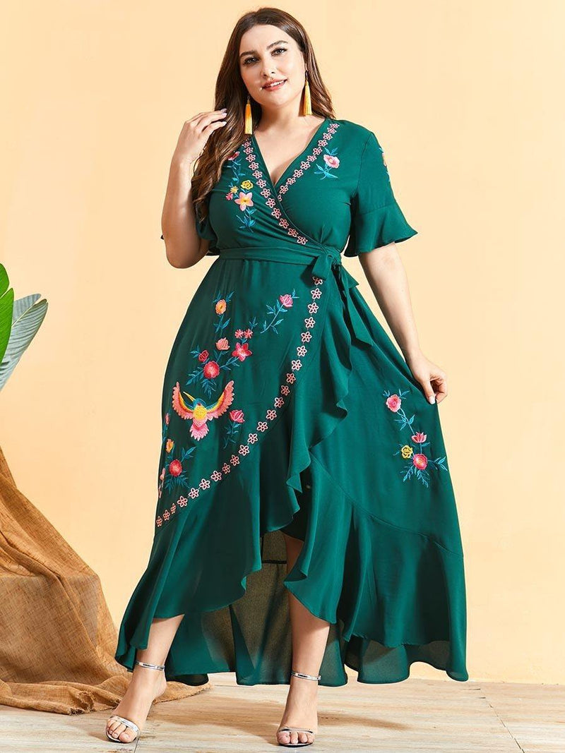 Plus Size Embroidery Floral Maxi Dress Diosa Divina 