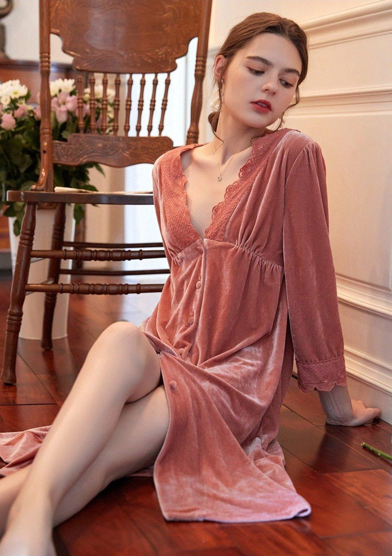 Rose Vintage Nightgown Diosa Divina 